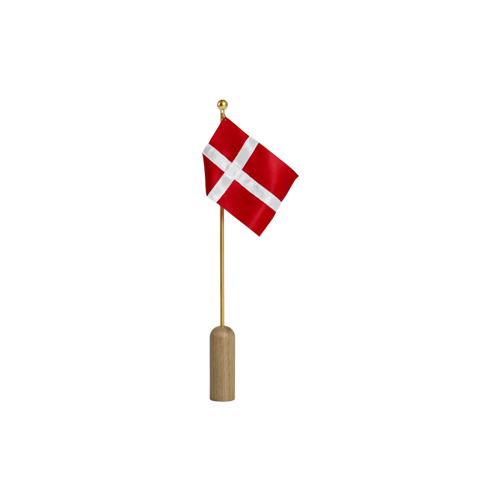 Celebrating bordflag fra Andersen i eg og messing