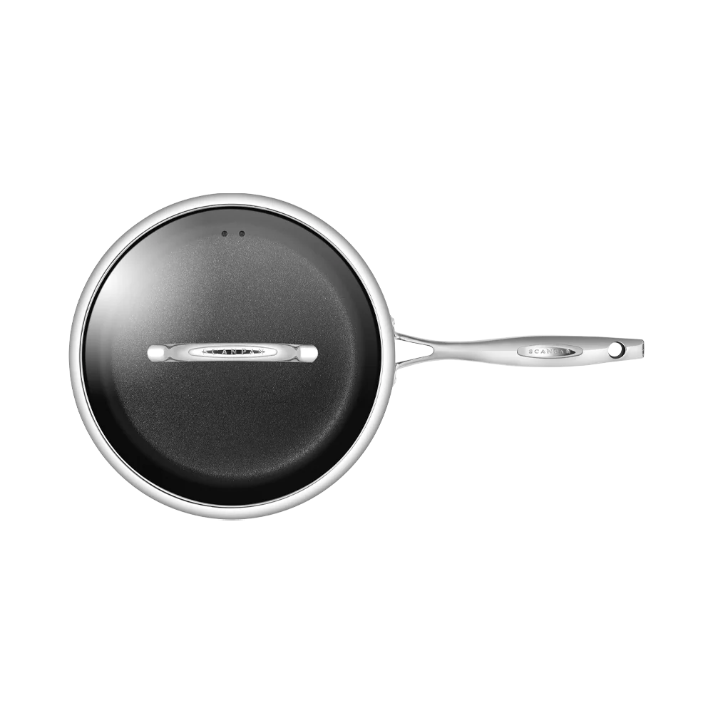 Scanpan HaptIQ sauterpande på 28 cm/2,5 liter set fra oven